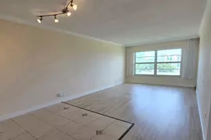 2900 N Palm Aire Dr N, Pompano Beach, FL 33069 - Photo 3