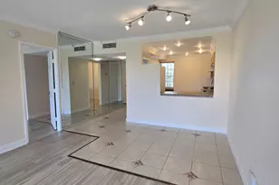 2900 N Palm Aire Dr N, Pompano Beach, FL 33069 - Photo 1
