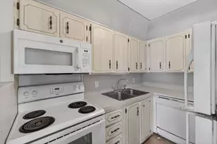 841 SW 18th Ct, Fort Lauderdale, FL 33315 - Photo 11