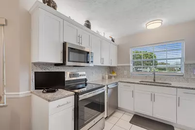 740 Lake Orchid Circle #104, Vero Beach, FL 32962 - Photo 3