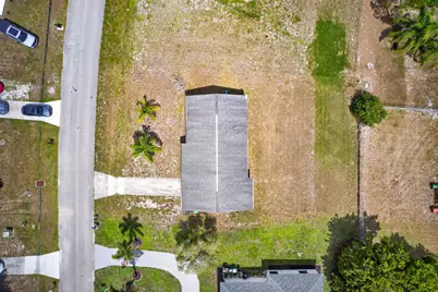 261 SW Cherryhill Road, Port Saint Lucie, FL 34953 - Photo 29