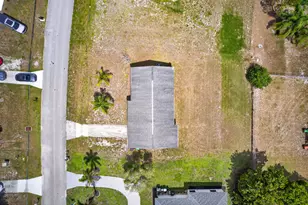 261 SW Cherryhill Rd, Port Saint Lucie, FL 34953 - Photo 29