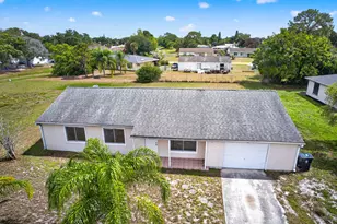 261 SW Cherryhill Rd, Port Saint Lucie, FL 34953 - Photo 27