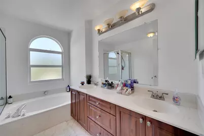 10615 NW 12th Court, Plantation, FL 33322 - Photo 13