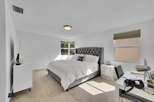 10615 NW 12th Ct, Plantation, FL 33322 - Photo 11