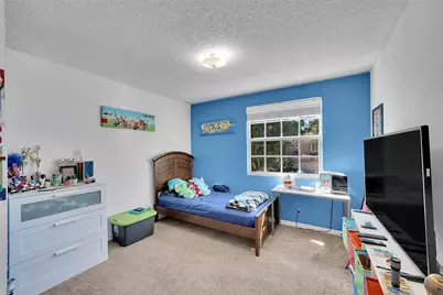 10615 NW 12th Court, Plantation, FL 33322 - Photo 15