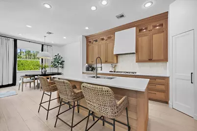 2104 Spring Court, Palm Beach Gardens, FL 33410 - Photo 9
