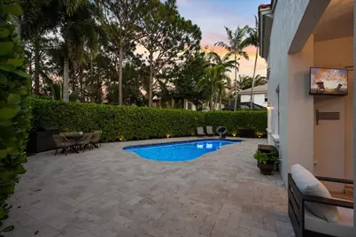 2104 Spring Court, Palm Beach Gardens, FL 33410 - Photo 37