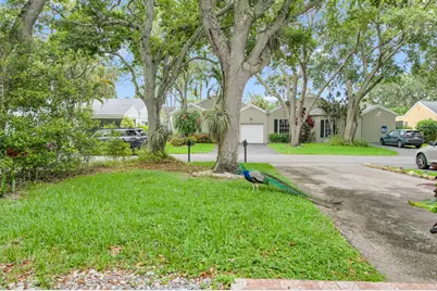 7705 Forest Green Lane, Boynton Beach, FL 33436 - Photo 5