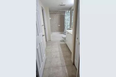 700 E Boynton Beach Boulevard #407, Boynton Beach, FL 33435 - Photo 13
