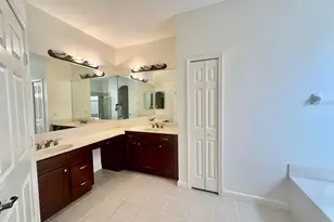 5888 SE Crooked Oak Ave, Hobe Sound, FL 33455 - Photo 9