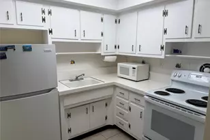 2841 NE 32nd St, Fort Lauderdale, FL 33306 - Photo 5