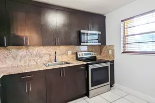 3253 Foxcroft Rd, Miramar, FL 33025 - Photo 9