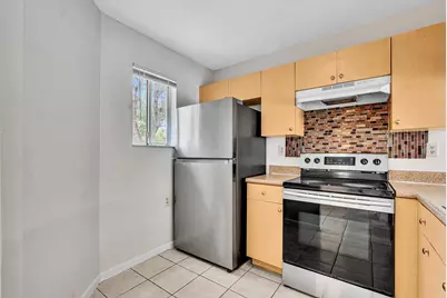 1020 Lake Victoria Drive #B, West Palm Beach, FL 33411 - Photo 9