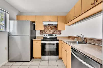 1020 Lake Victoria Drive #B, West Palm Beach, FL 33411 - Photo 9