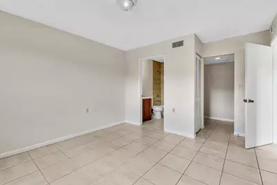 1020 Lake Victoria Drive #B, West Palm Beach, FL 33411 - Photo 21