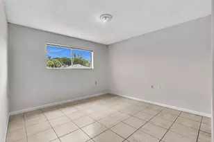1020 Lake Victoria Dr, West Palm Beach, FL 33411 - Photo 21