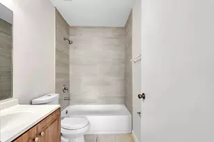 1020 Lake Victoria Dr, West Palm Beach, FL 33411 - Photo 23