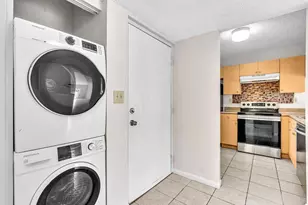 1020 Lake Victoria Dr, West Palm Beach, FL 33411 - Photo 27