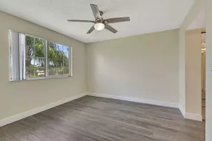 600 N Crestwood Ct Ct N, Royal Palm Beach, FL 33411 - Photo 11