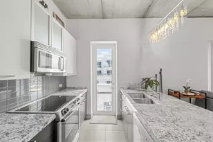 111 SE 2nd St, Delray Beach, FL 33444 - Photo 13