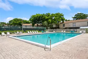 8208 NW 8th Pl NW, Plantation, FL 33324 - Photo 31