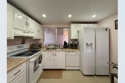 9301 Lime Bay Boulevard #301, Tamarac, FL 33321 - Photo 17