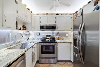 63 Woodland Drive #203/204, Vero Beach, FL 32962 - Photo 9
