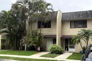 81 Deer Creek Rd, Deerfield Beach, FL 33442 - Photo 1