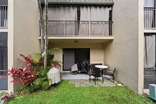 81 Deer Creek Rd, Deerfield Beach, FL 33442 - Photo 15