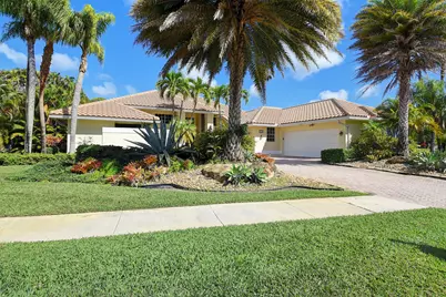 8320 Desmond Drive, Boynton Beach, FL 33472 - Photo 1