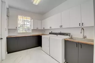8320 Desmond Dr, Boynton Beach, FL 33472 - Photo 23
