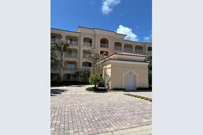 6 E Harbour Isle Dr Drive E #205, Fort Pierce, FL 34949 - Photo 1