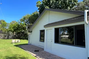 4075 Palm Forest Dr N, Delray Beach, FL 33445 - Photo 19