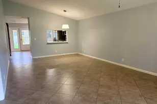 4075 Palm Forest Dr N, Delray Beach, FL 33445 - Photo 7