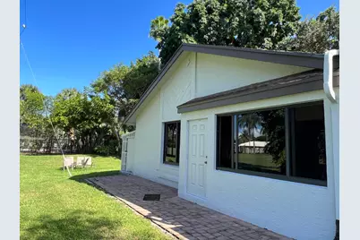 4075 Palm Forest Drive N, Delray Beach, FL 33445 - Photo 23