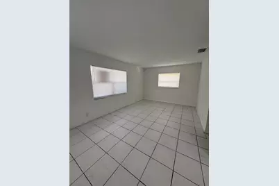 4031 NW 30th Terrace #1, Lauderdale Lakes, FL 33309 - Photo 3