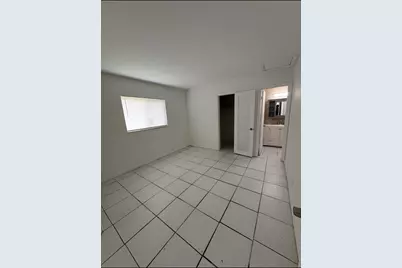 4031 NW 30th Terrace, Lauderdale Lakes, FL 33309 - Photo 7