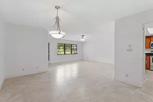 1821 NE 40th Ct, Pompano Beach, FL 33064 - Photo 7