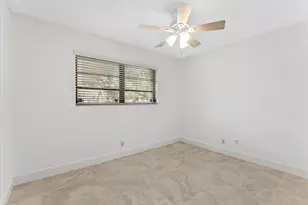 1821 NE 40th Ct, Pompano Beach, FL 33064 - Photo 17
