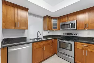 1821 NE 40th Ct, Pompano Beach, FL 33064 - Photo 9