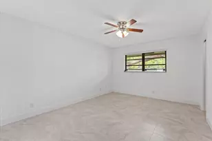 1821 NE 40th Ct, Pompano Beach, FL 33064 - Photo 13