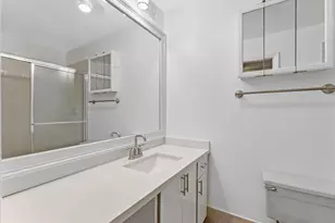1821 NE 40th Ct, Pompano Beach, FL 33064 - Photo 15