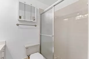 1821 NE 40th Ct, Pompano Beach, FL 33064 - Photo 15