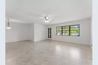 1821 NE 40th Court #305, Pompano Beach, FL 33064 - Photo 5