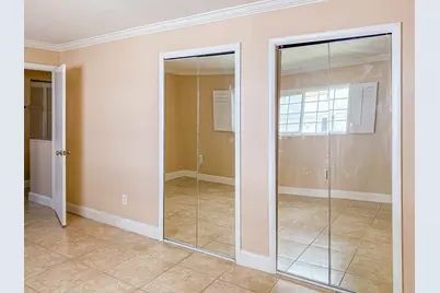 633 NE 2nd Avenue #15, Fort Lauderdale, FL 33304 - Photo 3
