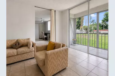 8962 S Hollybrook Boulevard #205, Pembroke Pines, FL 33025 - Photo 5