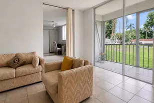 8962 S Hollybrook Blvd, Pembroke Pines, FL 33025 - Photo 5