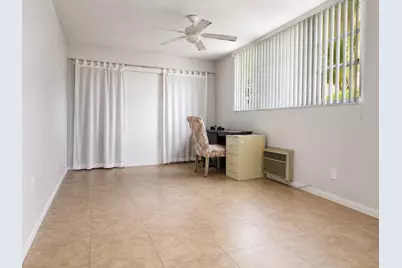 8962 S Hollybrook Boulevard #205, Pembroke Pines, FL 33025 - Photo 9