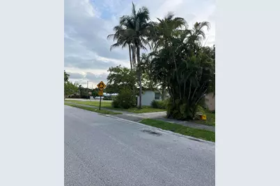 2027 Delphia Street, West Palm Beach, FL 33401 - Photo 13
